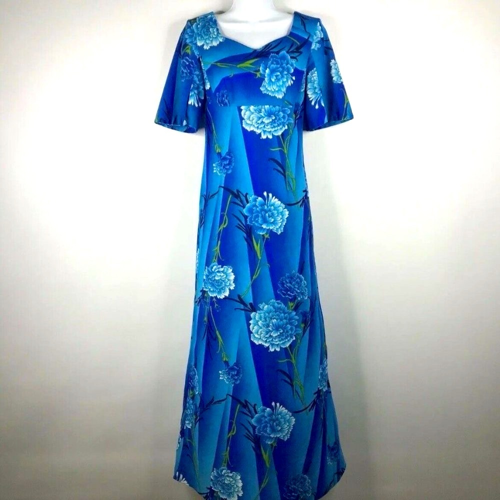 Vintage 60s Kimos Polynesian Shop Blue Floral Hawaiian Hostess Ma…
